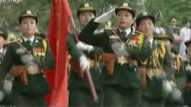 Xem lực lượng QĐND Việt Nam hùng mạnh diễu binh