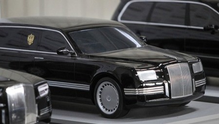 Chiếc xe được cho là limousine bọc thép mới dành cho Tổng thống Nga