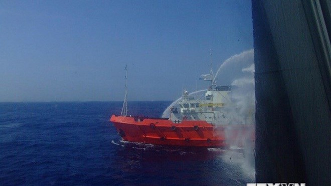 Cả thế giới đều đã thấy sự hung hăng của tàu Trung Quốc trên Biển Đông (Ảnh: Văn Sơn/TTXVN)