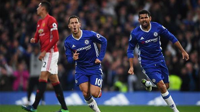 Hazard (giữa) và đồng đội từng thắng Man Utd đến 4-0 mùa này. Ảnh: Reuters