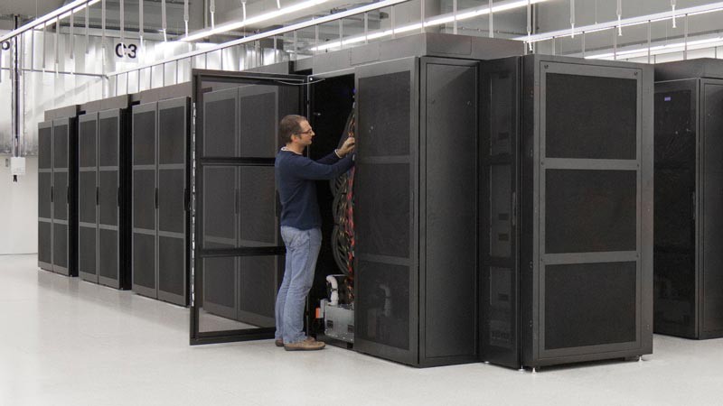 Hệ thống Piz Daint của Thụy Sỹ vừa soán ngôi siêu máy tính mạnh thứ ba trên thế giới của hệ thống Cray XK7 thuộc Mỹ. Ảnh: ETH Zurich