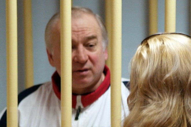 Cựu đại tá tình báo quân đội Nga Sergei Skripal tại phiên xét xử ở Tòa án quân đội Moskva ngày 9/8/2006. (Nguồn: AFP/TTXVN)