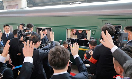 Đoàn tàu chở ông Kim và phái đoàn rời Bắc Kinh chiều ngày 27/3. Ảnh: KCNA/Reuters.