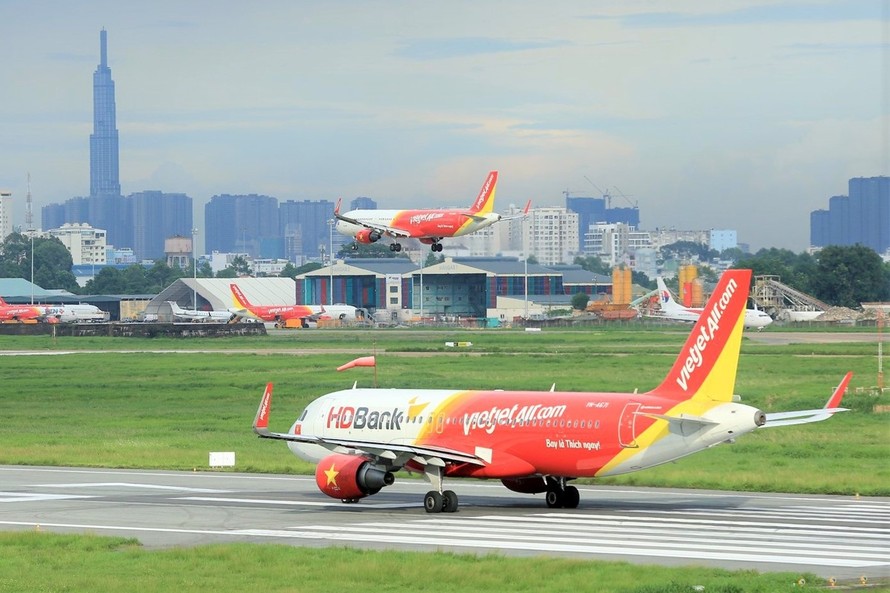 Từ tháng 12 tới, Vietjet khai thác thêm 2 đường bay quốc tế mới nối Đà Nẵng với Singapore và Hồng Kông.