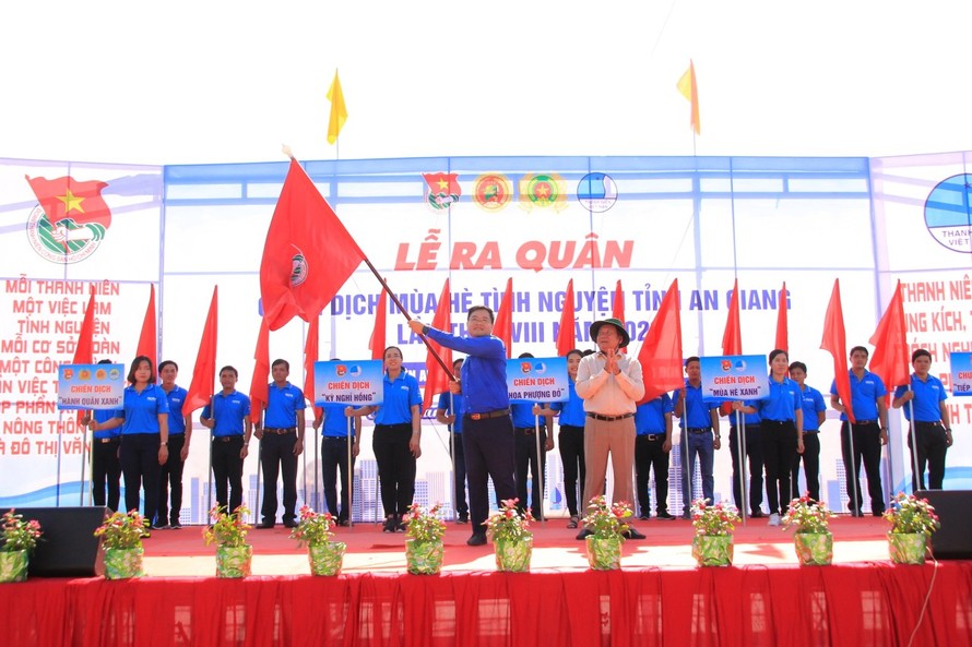 An Giang ra quân chiến dịch tình nguyện hè 2020