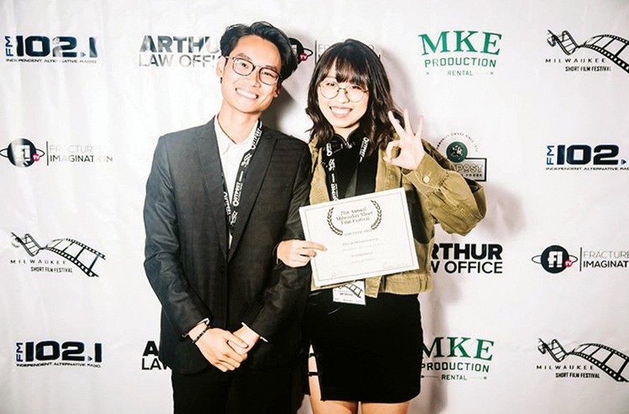 Tùng Anh và Yijun Pan nhận giải thưởng phim Red Thread