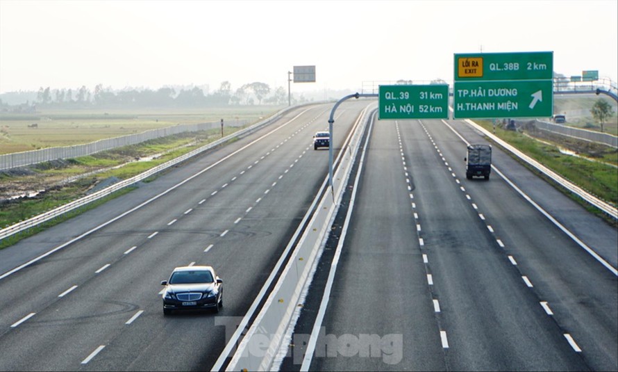 Cao tốc Hà Nội – Hải Phòng có thể coi là hình mẫu về cao tốc được triển khai bằng hình thức đấu thầu quốc tế.Ảnh: Sỹ Lực