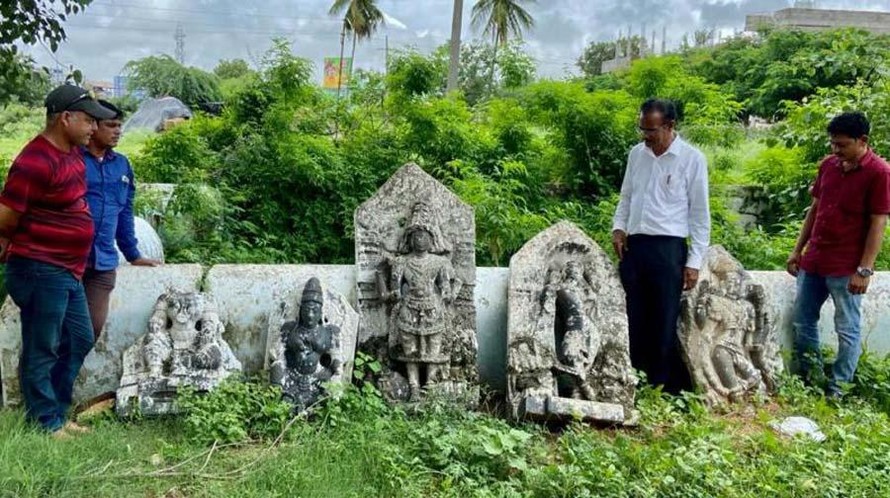 Sự thật về những bức tượng bị lãng quên ở Ấn Độ