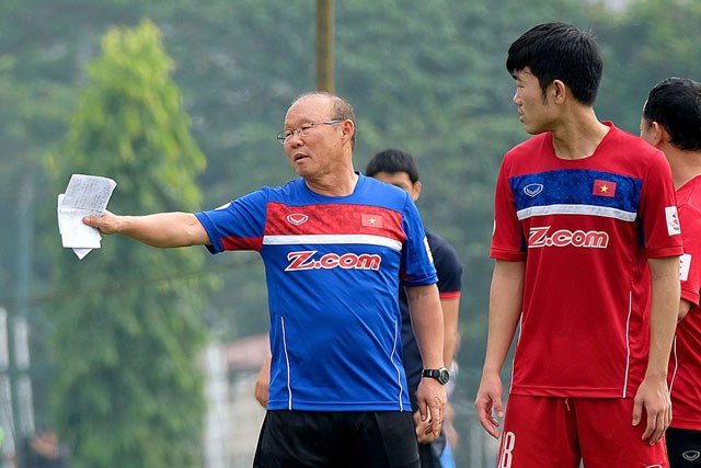 Tờ Siam Sports cho rằng HLV Park Hang-seo có thể triệu tập 3 cầu thủ đang chơi bóng ở châu Âu dự King's Cup.