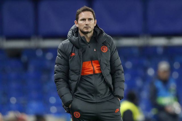HLV Chelsea yêu cầu mua gấp một tiền đạo