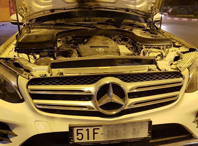 Hàng ngàn xe cộ Mercedes bị triệu hồi bên trên Trung Quốc