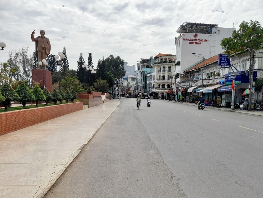 Tuyến phố đi bộ Ninh Kiều năm trên đoạn đường Hai Bà Trưng.