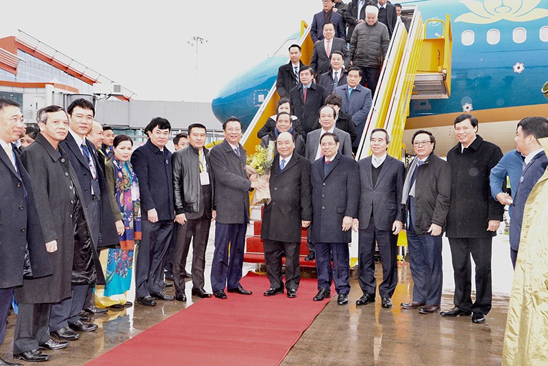Thủ tướng Nguyễn Xuân Phúc, Trưởng ban Tổ chức Trung ương Phạm Minh Chính cùng các lãnh đạo Đảng, Nhà nước dự lễ khai trương sân bay Vân Đồn.