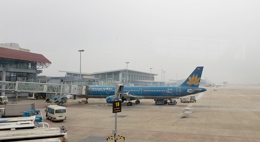 Nghiên cứu nâng công suất sân bay Nội Bài.