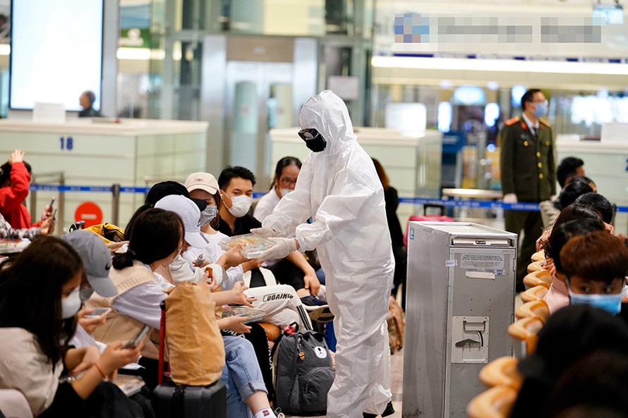 Khách quốc tế về Nội Bài giảm mạnh