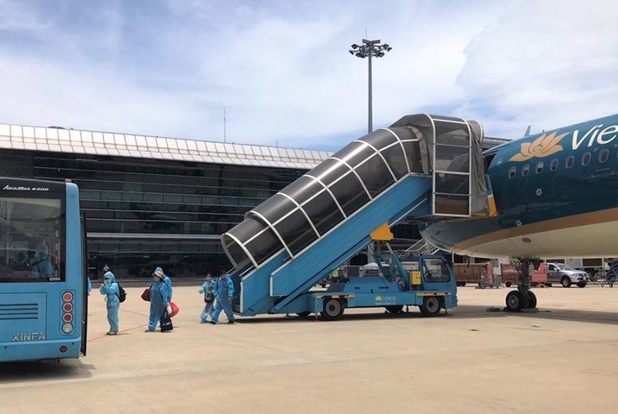 Tất cả khách về Hà Nội từ các địa phương đang áp dụng Chỉ thị 16 sẽ buộc phải cách ly tập trung. 