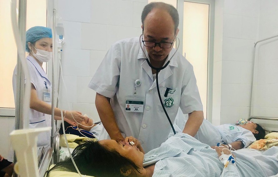 Điều trị cho bệnh nhân bị Whitmore ở Bệnh viện Bạch Mai, Hà Nội