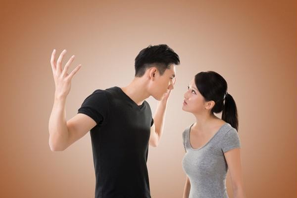 Nỗi Khổ Của Gái Xinh Chấp Nhận Yêu Trai Xấu Còn Bị Hành 'Lên Bờ Xuống Ruộng'
