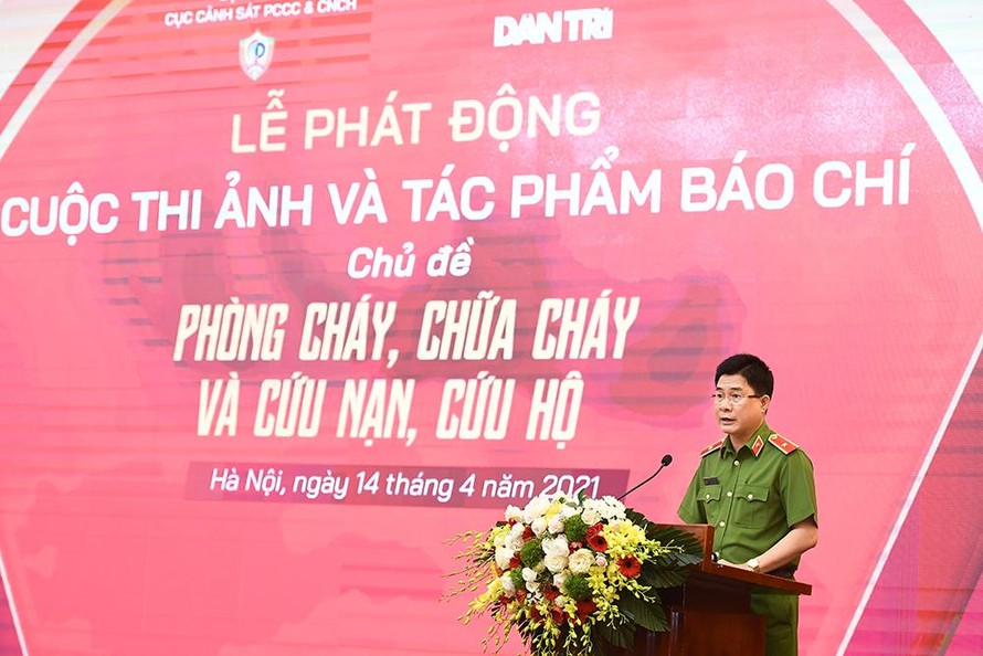 Thiếu tướng Nguyễn Tuấn Anh - Cục trưởng Cảnh sát PCCC và CNCH phát biểu tại buổi lễ phát động cuộc thi, ngày 14/4.