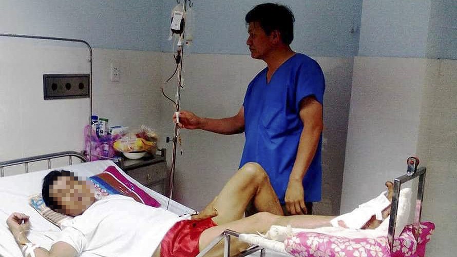 Bệnh nhân Đốc đang được điều trị tại Bệnh viện Đa khoa khi vực Quảng Nam. Ảnh: CTV