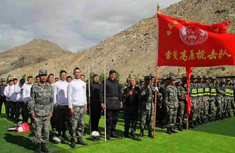 Quân đội Trung Quốc tuyển dụng võ sĩ MMA đào tạo đánh giáp lá cà cho lực lượng đặc nhiệm. Ảnh: SCMP