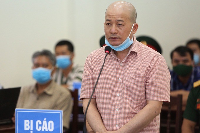 Các tòa án nhân ​dân, quân sự đã tuyên buộc Ðinh Ngọc Hệ phải nộp lại ​hàng trăm tỷ đồng cùng đất đai cho nhà nước...