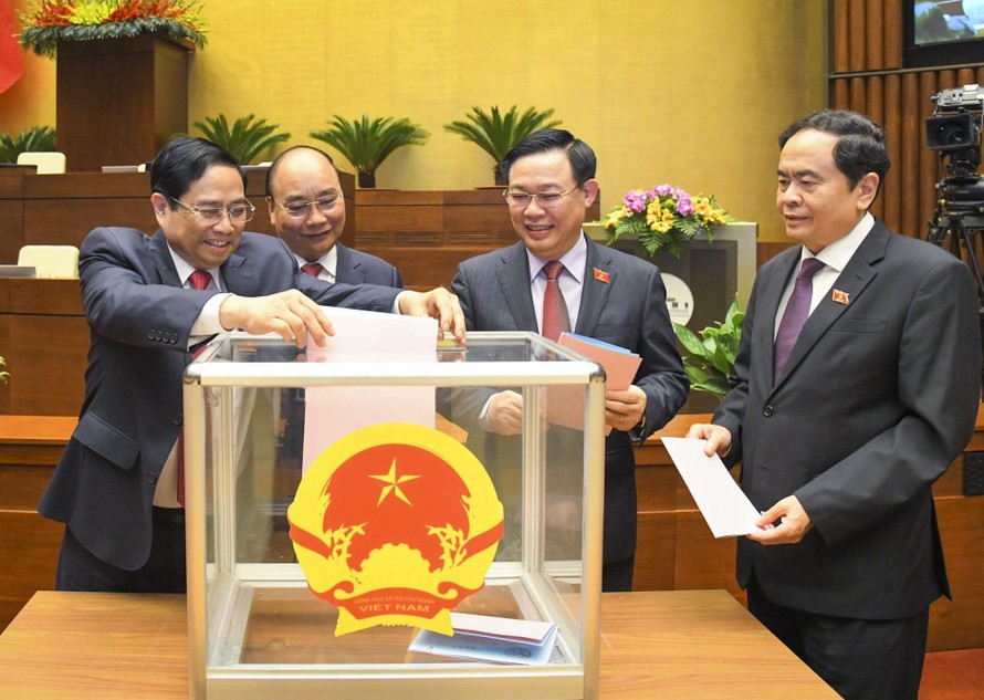 Quốc hội bỏ phiếu kín kiện toàn nhân sự tại kỳ họp thứ 11. Ảnh Như Ý