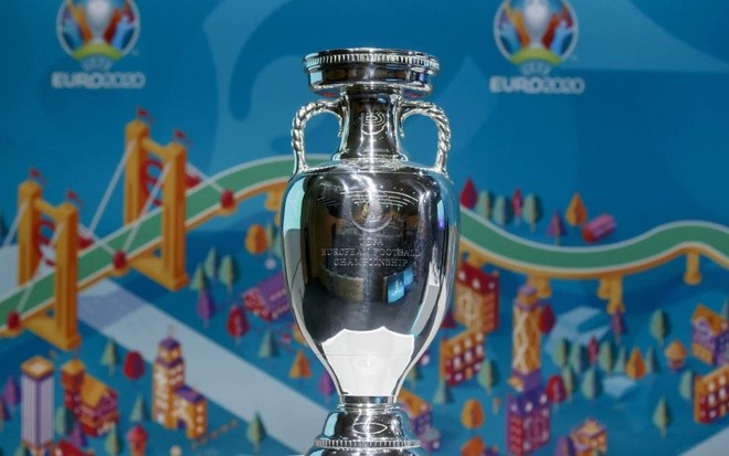 Italy đề nghị UEFA hoãn Euro 2020
