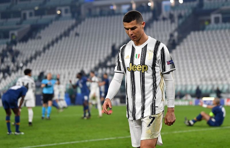 Ronaldo bị tố thao túng phòng thay đồ Juventus