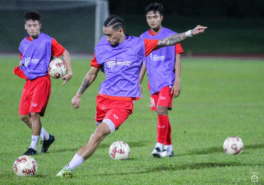 Billy Ketkeophomphone là ngôi sao đáng chú ý nhất của ĐT Lào