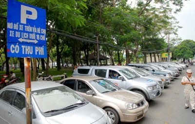 TPHCM bắt đầu thu phí đậu xe theo giờ từ ngày 1/8