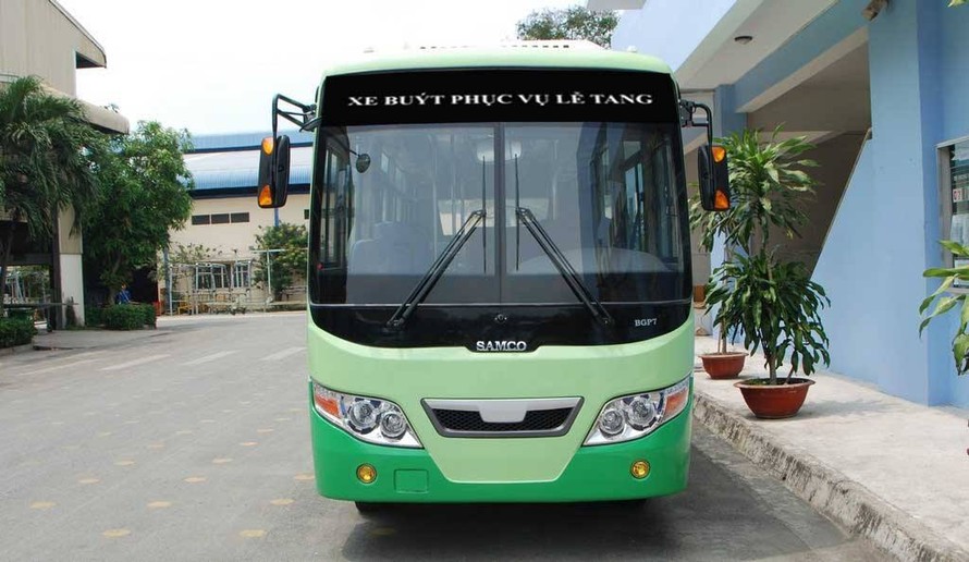 Xe buýt phục vụ tang lễ cố Thủ tướng Phan Văn Khải.