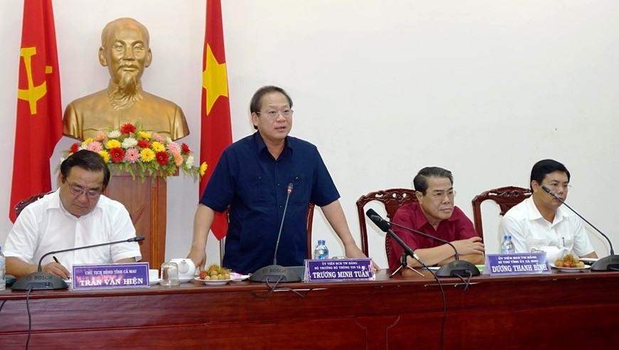 Bộ trưởng Trương Minh Tuấn làm việc với lãnh đạo tỉnh Cà Mau.