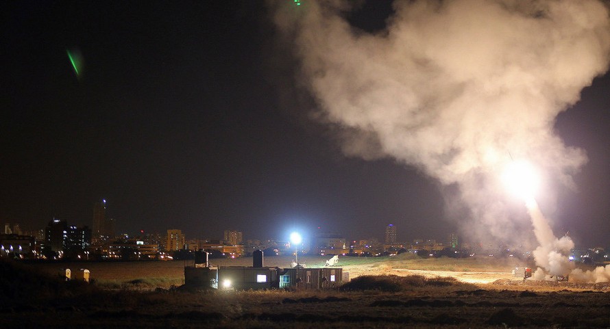 Hệ thống phòng thủ đánh chặn tên lửa phóng từ Dải Gaza nhằm vào Israel. Ảnh: Flickr