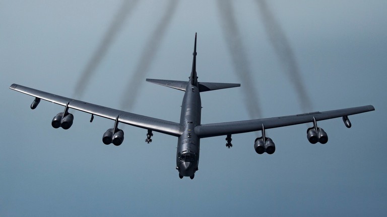 Máy bay ném bom B-52H của Mỹ. Ảnh: Reuters
