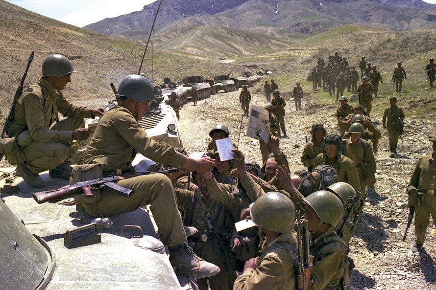 Quân đội Liên Xô ở Afghanistan. Ảnh tư liệu: AP