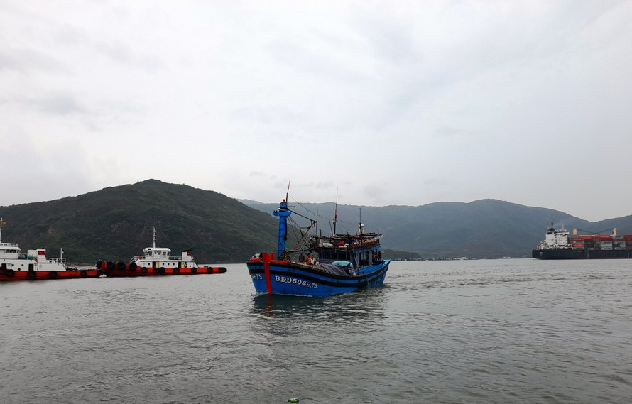 Tỉnh Bình Định ban hành lệnh cấm biển bắt đầu từ 12h ngày 9/11 để phòng chống bão số 12. Ảnh: Trương Định
