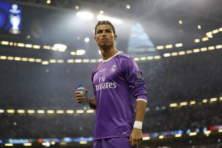 Ronaldo sẽ dự bị khi Real Madrid tái đấu Juventus.