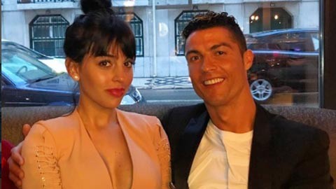 Bản tin thể thao: Ronaldo đưa bồ về quê thư giãn