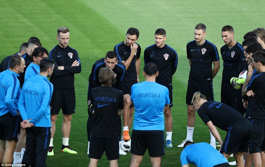 ĐT Croatia nhận án phạt trước thềm chung kết World Cup 2018.