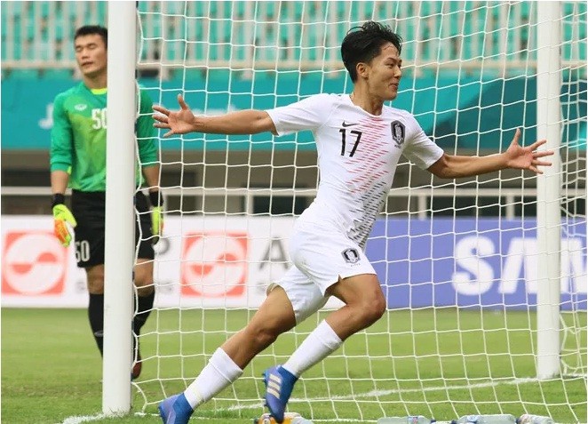Lee Seung-woo từng ghi 2 bàn vào lưới Olympic Việt Nam tại Asiad 18.