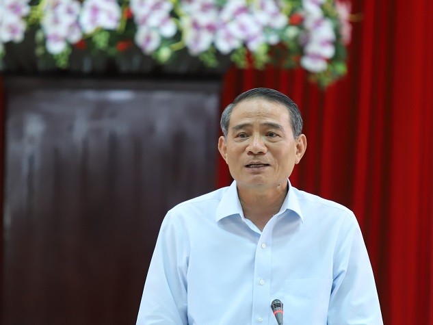 Bí thư Thành ủy Đà Nẵng Trương Quang Nghĩa tại buổi làm việc với Quận ủy Cẩm Lệ.