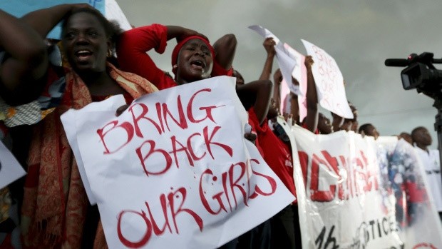 Người dân Nigeria biểu tình yêu cầu chính phủ khẩn trương giải cứu 276 nữ sinh bị bắt cóc