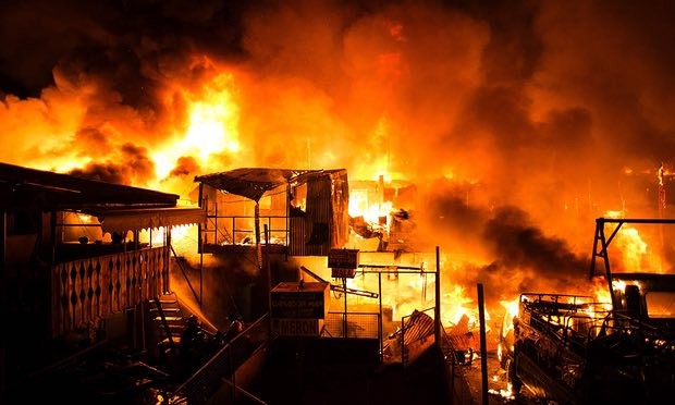 Vụ hỏa hoạn kinh hoàng xảy ra tại một khu ổ chuột ở ngoại ô Manila, Philippines hôm 7/2.