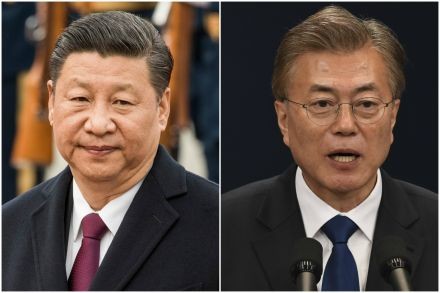 Chủ tịch Trung Quốc Tập Cận Bình (trái) và Tổng thống Hàn Quốc Moon Jae In