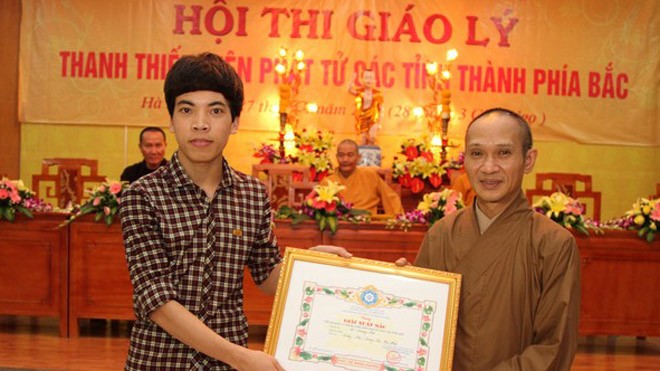 Tuổi 20 với niềm đam mê tìm hiểu Phật học