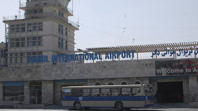 Taliban bắn tên lửa vào sân bay quốc tế Kabul