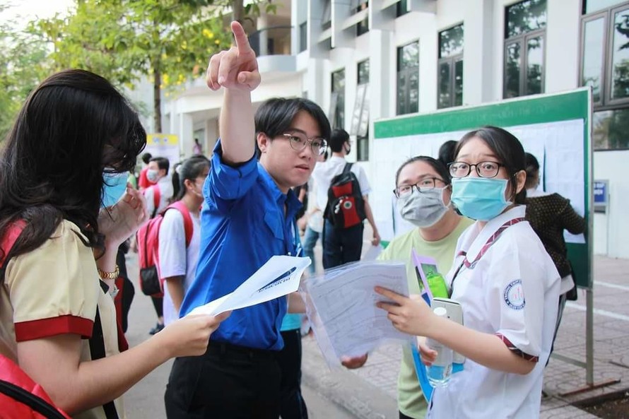 Thí sinh tham dự kỳ thi đánh giá năng lực tại điểm thi Trường ĐH Công nghiệp Thực phẩm TPHCM