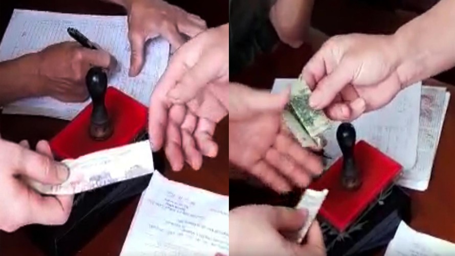 Hình ảnh người dân nộp tiền làm căn cước gắn chip tại xã Tiên Minh (Tiên Lãng, Hải Phòng).