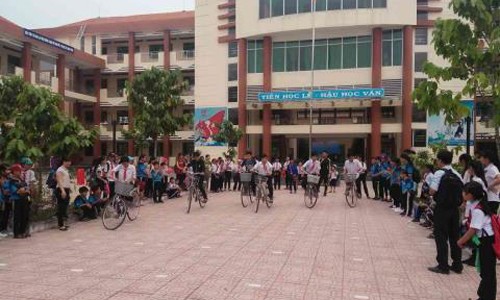 Trường Tiểu học và THCS Tam Lập - nơi Trần Văn T. công tác.